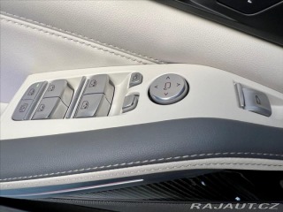 BMW X7 M60i INDIVIDUAL, SKY LOUN 2023