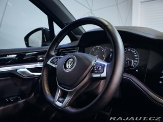 Volkswagen Touareg R-Line 4Motion 4.0 TDI 31 2020