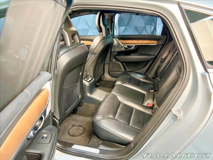 Volvo S90 T8 AWD DRIVE-E INSCRIPTIO 2017