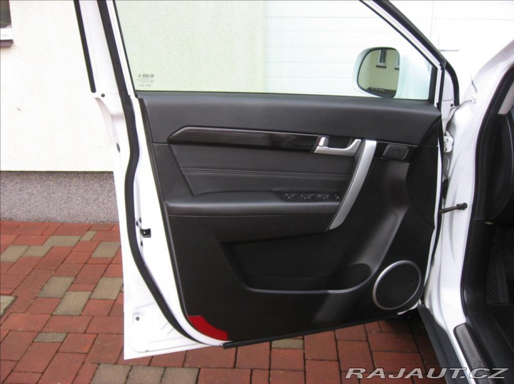 Chevrolet Captiva 2,4 167PS LT-7 M/T 4x4 2014