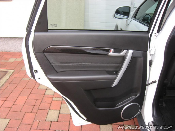 Chevrolet Captiva 2,4 167PS  LT-7  M/T 4x4 2014