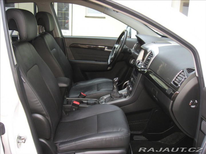 Chevrolet Captiva 2,4 167PS LT-7 M/T 4x4 2014