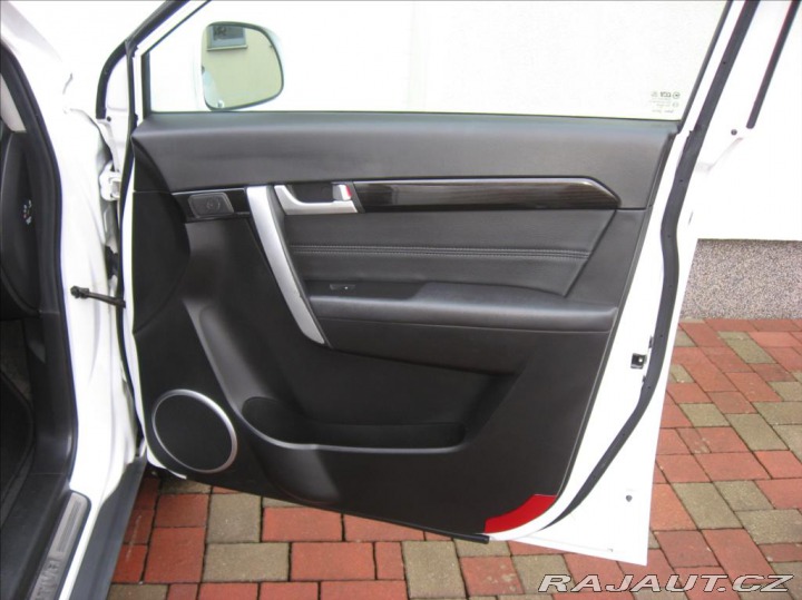 Chevrolet Captiva 2,4 167PS LT-7 M/T 4x4 2014