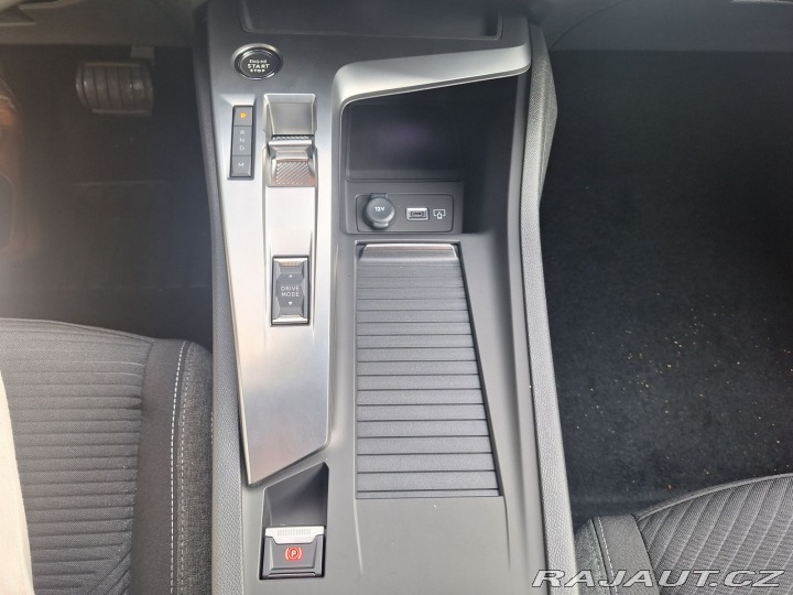 Peugeot 308 SW STYLE Hybrid 145 e-DCS 2025