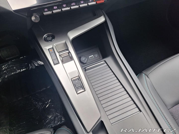 Peugeot 308 SW ALLURE 1.5 BHDi 130K E 2025