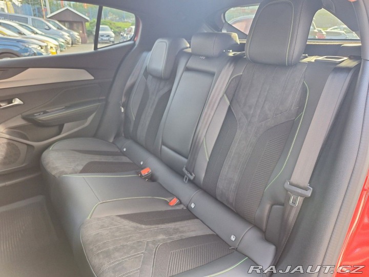Peugeot 408 GT Hybrid 145 e-DCS6 2025