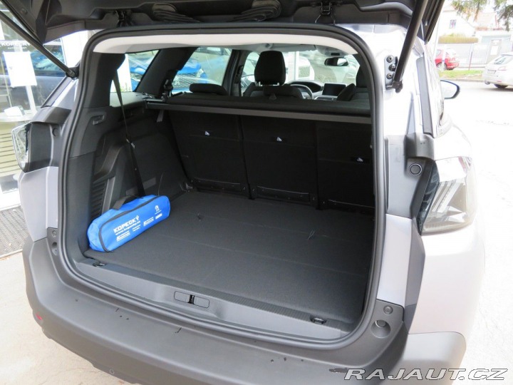 Peugeot 5008 ACTIVE PACK 1.5 BHDi 130K 2024