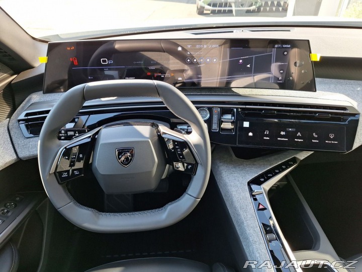 Peugeot 5008 ALLURE Hybrid 136 e-DCS6 2025