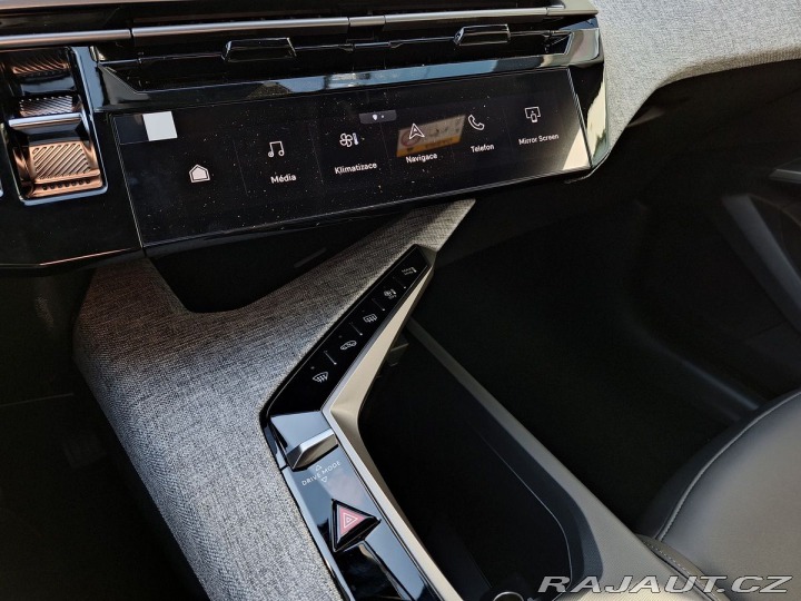 Peugeot 5008 ALLURE Hybrid 136 e-DCS6 2025