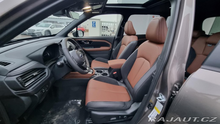 Subaru Forester 2,0i CVT TOURING + kola Z 2025