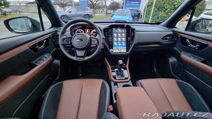 Subaru Forester 2,0i CVT TOURING + kola Z 2025