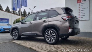 Subaru Forester 2,0i CVT TOURING + kola Z 2025