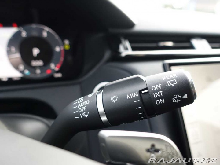 Land Rover Range Rover Velar 3,0 Dynamic SE D300 4x4 a 2025