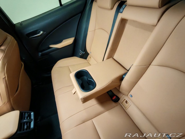 Lexus Ostatní modely UX 300h 300h 2WD F Sport Design 1 2024