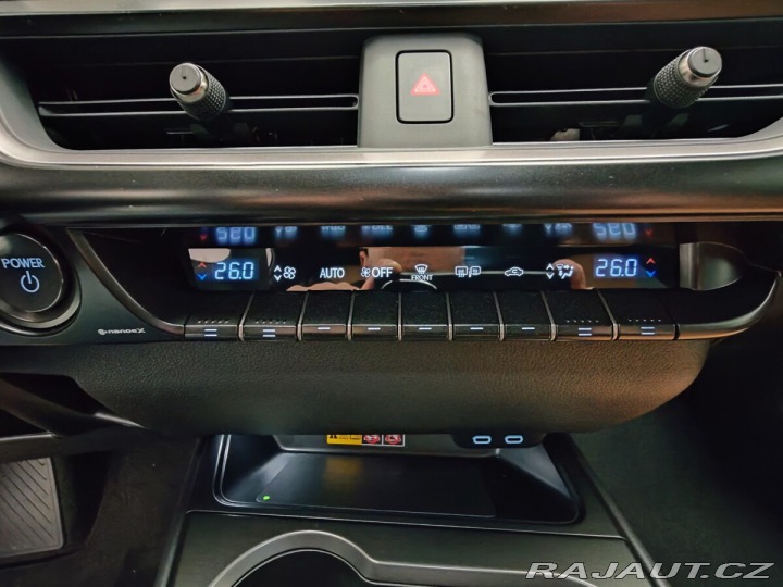 Lexus Ostatní modely UX 300h 300h 2WD F Sport Design 1 2024