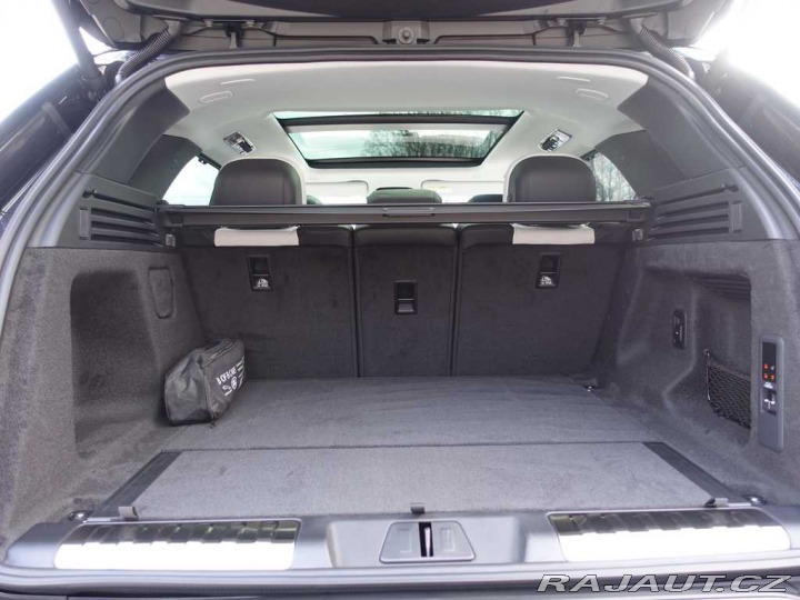 Land Rover Range Rover Sport Dynamic SE D250 2025