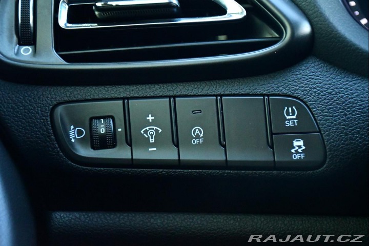 Hyundai i30 1,0T-GDi NAVI KAMERA ČR 2021