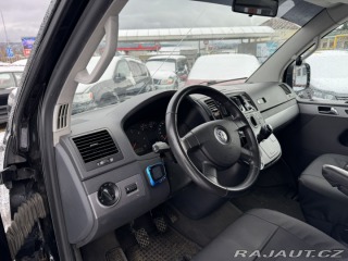 Volkswagen Multivan 7 MÍST 2,5 TDI 9 KW TAŽNÉ 2009