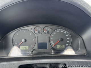 Volkswagen Multivan 7 MÍST 2,5 TDI 9 KW TAŽNÉ 2009