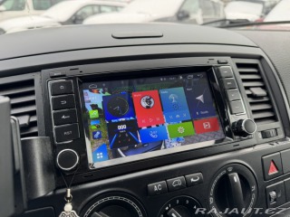 Volkswagen Multivan 7 MÍST 2,5 TDI 9 KW TAŽNÉ 2009