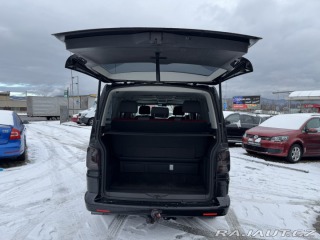 Volkswagen Multivan 7 MÍST 2,5 TDI 9 KW TAŽNÉ 2009