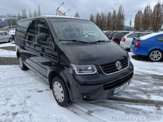 Volkswagen Multivan 7 MÍST 2,5 TDI 9 KW TAŽNÉ 2009
