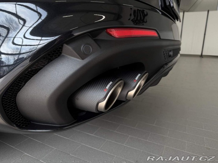 Alfa Romeo Stelvio Quadrifoglio Supersport 2 2024