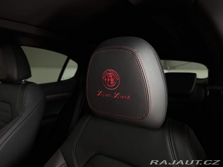 Alfa Romeo Stelvio Quadrifoglio Supersport 2 2024