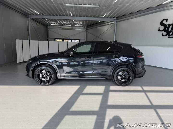 Alfa Romeo Stelvio Quadrifoglio Supersport 2 2024