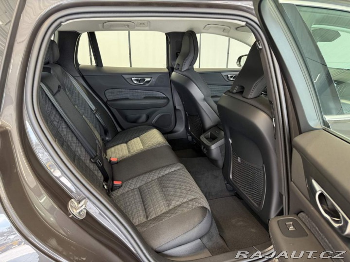 Volvo V60 B4 2.0L 197+14 HP AT7 FWD 2025