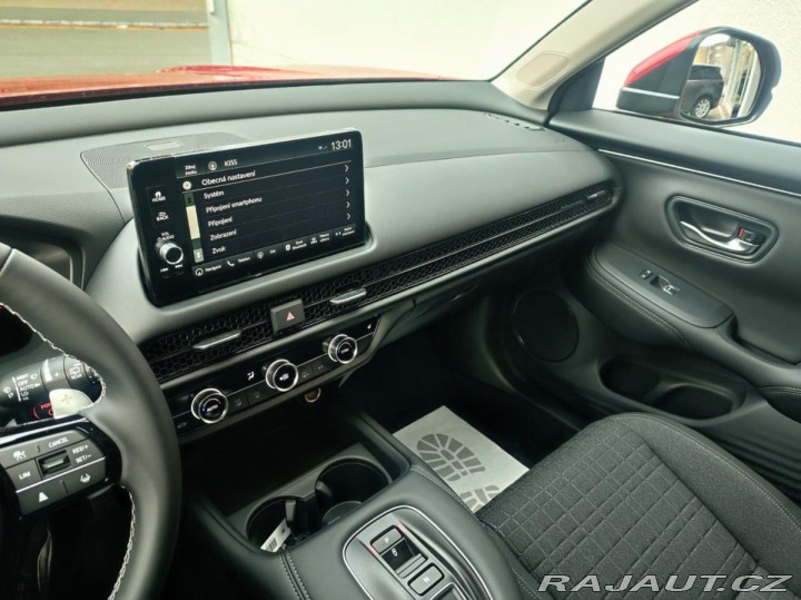 Honda ZR-V 2.0eHEV 135kW ELEGANCE SK 2025
