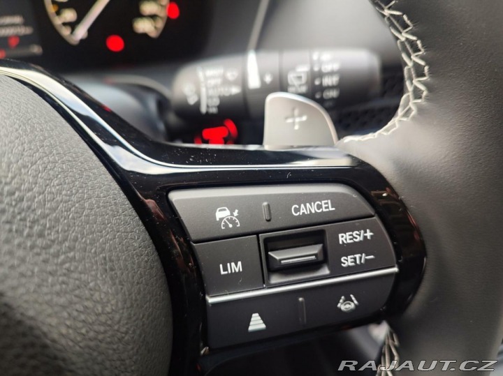 Honda ZR-V 2.0eHEV 135kW ELEGANCE SK 2025