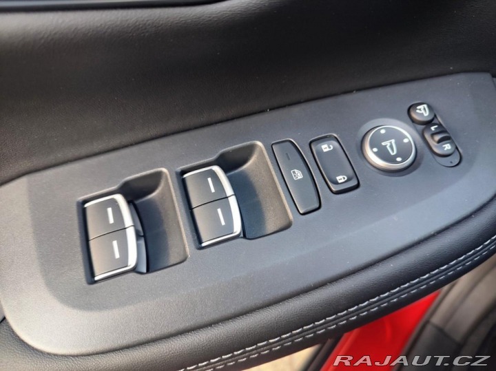 Honda ZR-V 2.0eHEV 135kW ELEGANCE SK 2025