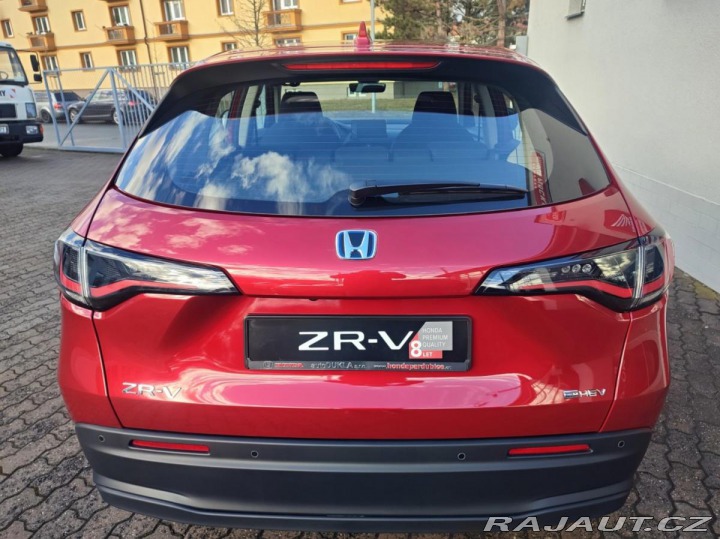 Honda ZR-V 2.0eHEV 135kW ELEGANCE SK 2025
