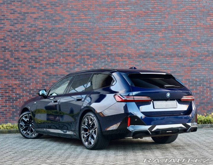 BMW 5 Touring 530e xDrive M SP 2024