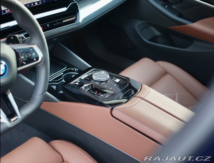 BMW 5 Touring 530e xDrive M SP 2024