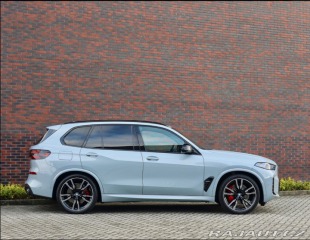 BMW X5 M60i xDrive 4.4 V8 M SPO 2023