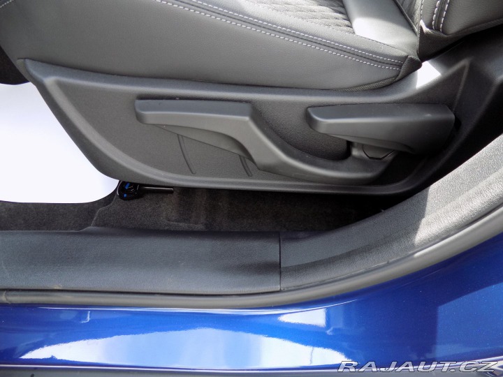 BAIC X3 1.5T/Efficient-LED/DPH/ 2025