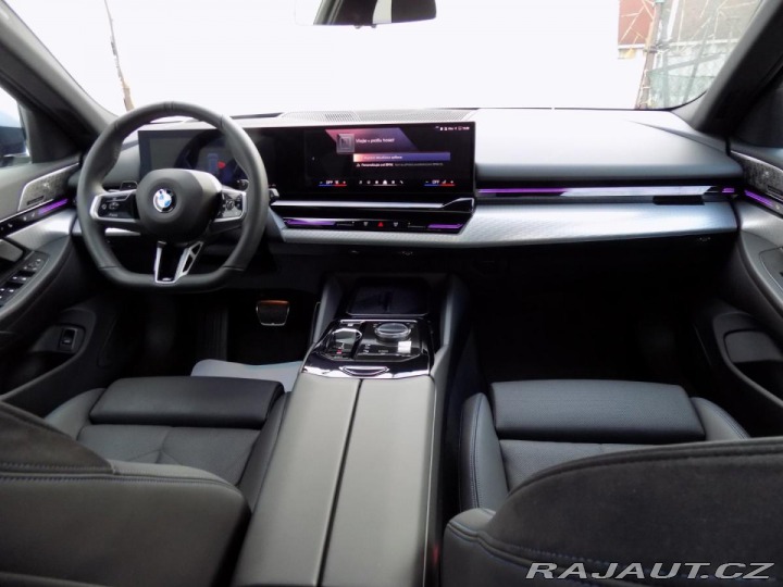BMW 5 520d/xDrive/M-Sport/PANO/ 2024