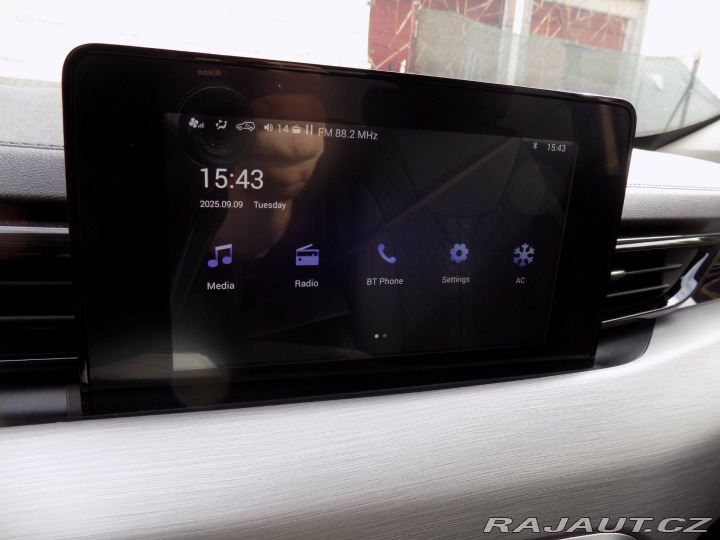 BAIC X3 1.5T/Efficient-LED/DPH/ 2025