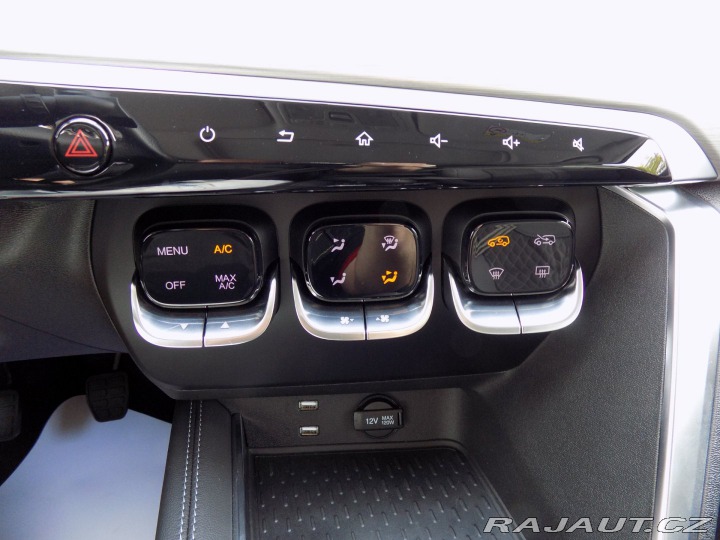 BAIC X3 1.5T/Efficient-LED/DPH/ 2025