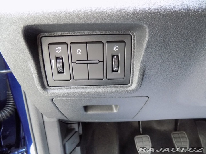 BAIC X3 1.5T/Efficient-LED/DPH/ 2025