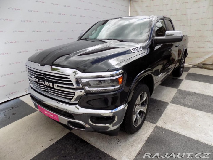 Dodge RAM 1500 5.7HEMI/LARAMIE/LED/ 2019