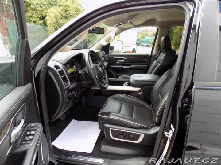 Dodge RAM 1500 5.7HEMI/LARAMIE/LED/ 2019