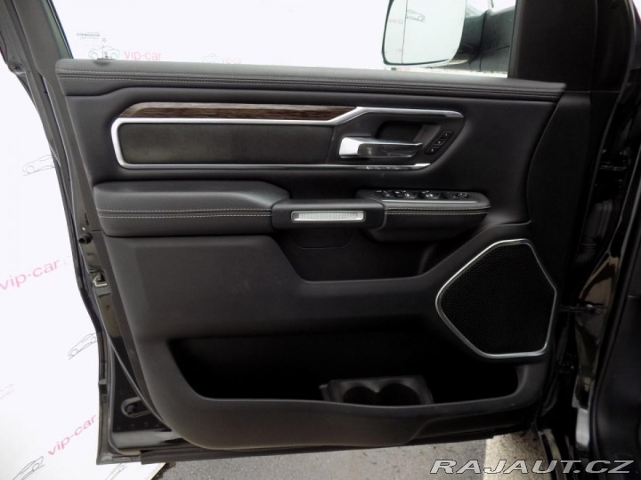 Dodge RAM 1500 5.7HEMI/LARAMIE/LED/ 2019
