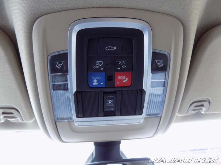 Dodge RAM 1500 5.7HEMI/LARAMIE/LED/ 2019