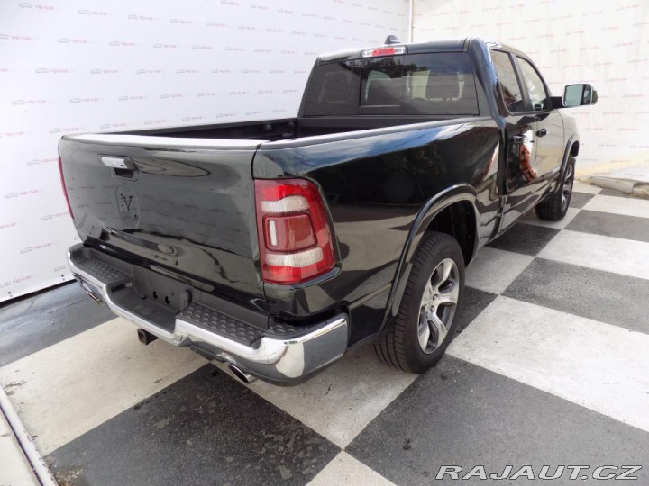 Dodge RAM 1500 5.7HEMI/LARAMIE/LED/ 2019