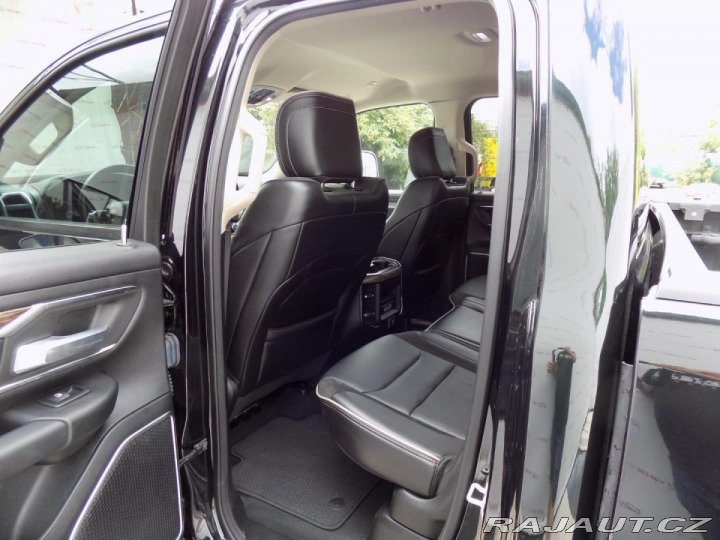 Dodge RAM 1500 5.7HEMI/LARAMIE/LED/ 2019
