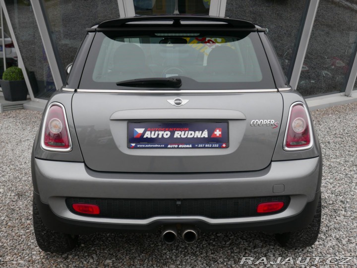 Mini Cooper S 1,6i Turbo 128kW Navi 2010