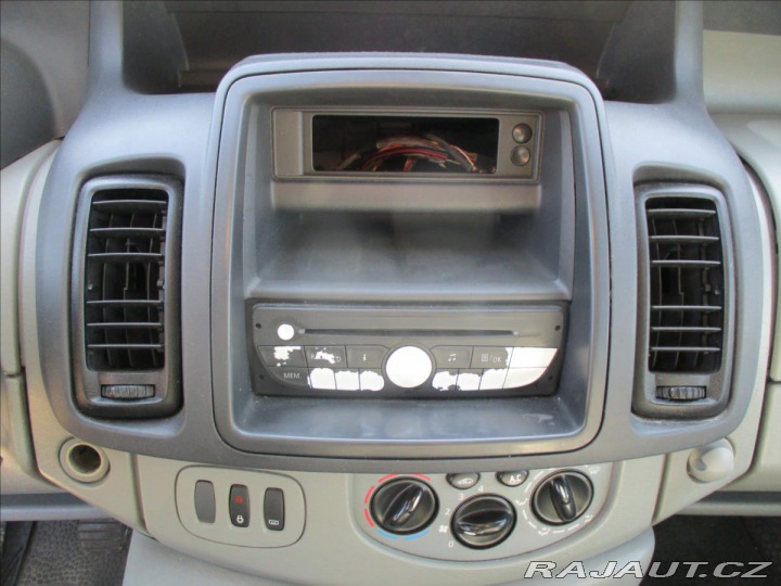 Opel Vivaro 2,0 CDTI L2H1 2.9T bez ko 2010